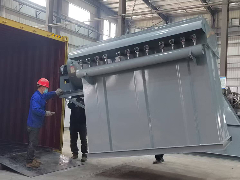 发往国外斯里兰卡两台96单机除尘器